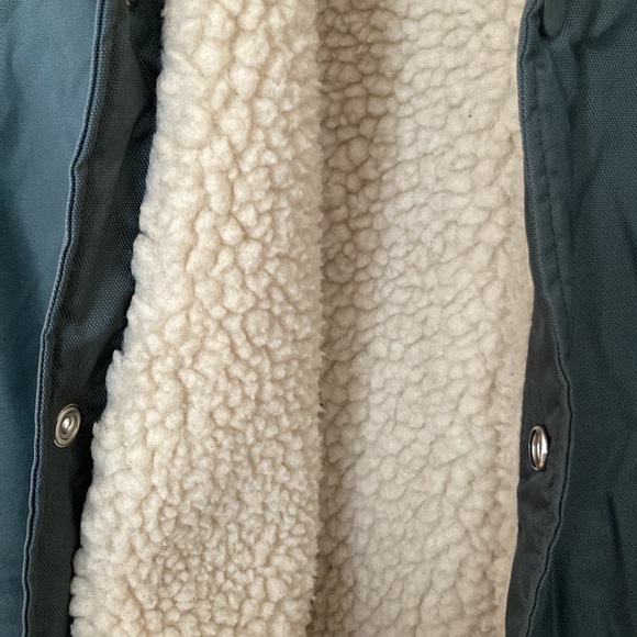 Waterproof coat - Picture 3 of 4